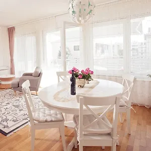  Apartment Leon
